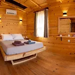 Goat Bungalow And Camping Hotel *