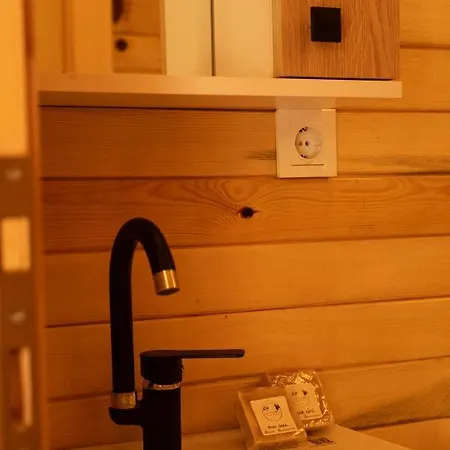 Goat Bungalow And Camping