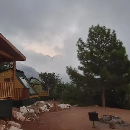 Goat Bungalow And Camping * Faralya