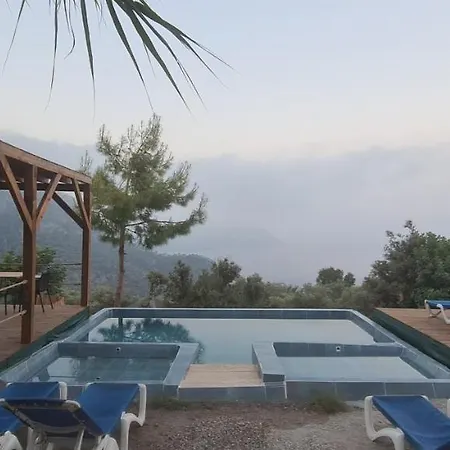 Goat Bungalow And Camping Hotel Faralya