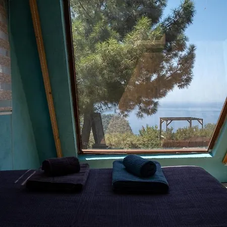 Goat Bungalow And Camping Faralya