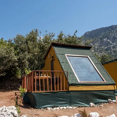 Goat Bungalow And Camping *