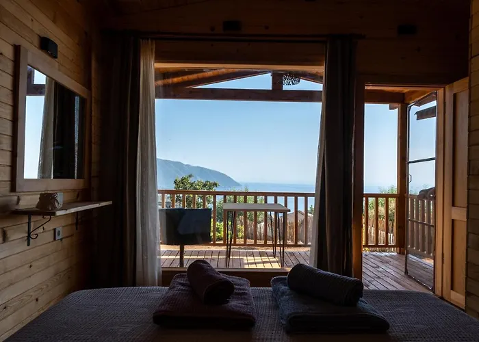 Goat Bungalow And Camping 法拉尔雅