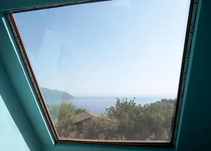 Goat Bungalow And Camping 酒店 法拉尔雅