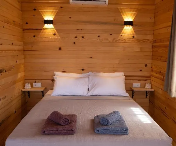 Goat Bungalow And Camping * 法拉尔雅